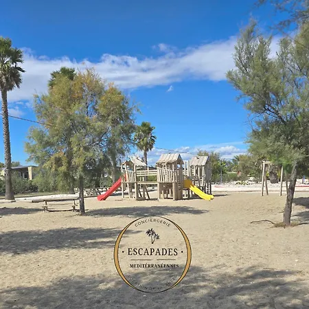 Parque de Campismo Le Lounge à 200 M De La 5 étoiles Torreilles